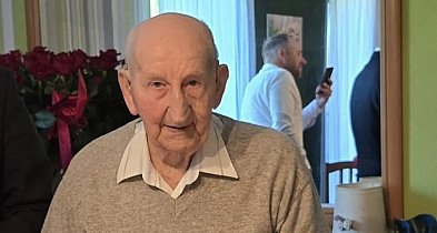 Pan Feliks obchodzi setne urodziny-21151