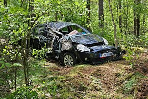 Kierowca citroena odniósł obrażenia-21172