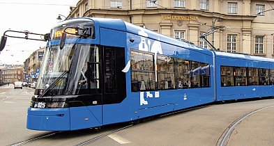 Stadler poszukuje spawaczy i lakierników do budowy tramwajów w Środzie!-21400