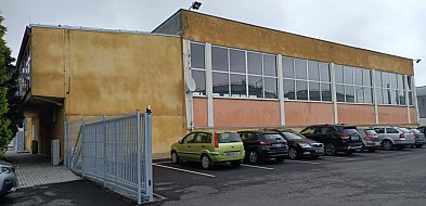 Sześciu chętnych do wyremontowania hali gimnastycznej-22207