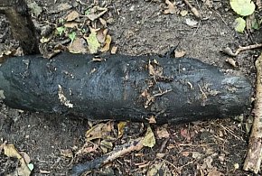 Niebezpieczne znalezisko w sąsiedniej gminie. Do akcji wkroczyli saperzy-22435