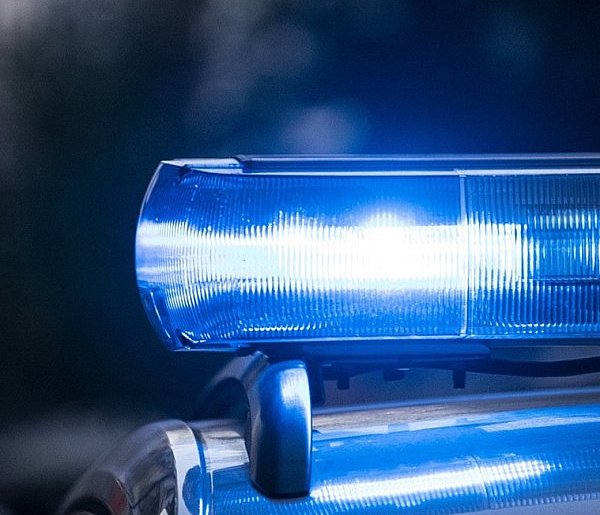 Zadał ojcu kilkanaście ran kłutych i ciętych. 19-latek był pijany-22436