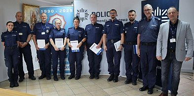 Wyróżnieni funkcjonariusze z Komendy Powiatowej Policji w Środzie-22474