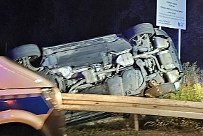 Telefon sam wezwał służby. Kierowca był pijany-22592