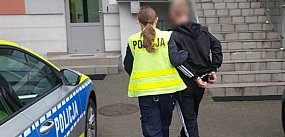 Dorosłe życie rozpoczął wyrokiem