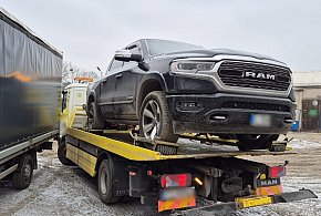 Akcja kontrterrorystów w Środzie. Wyłudzenia odszkodowań i środki odurzające