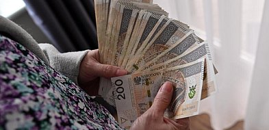 Pieniądze znikają z kont. Bank zapewnia, że zostaną zwrócone-23375