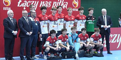 Historyczny sukces młodych Polonistów