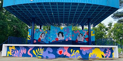 Amfiteatr musi poczekać