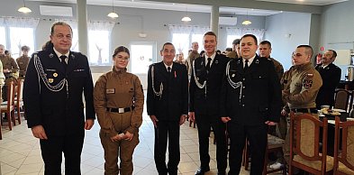 Nowy zarząd i odznaczeni druhowie