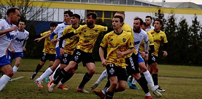 Derby powiatu dla Pompa Team. Emocje, zwroty akcji i trzy gole