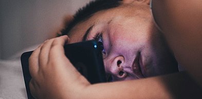 Uzależnienie od internetu u dzieci i młodzieży - jak działa terapia w ośrodku Reve