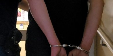 Unikał odbycia kary za pobicie i jazdę bez uprawnień-22980