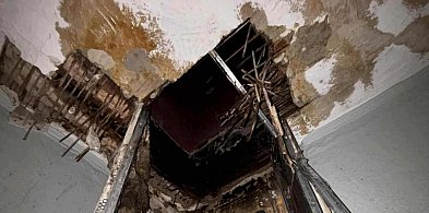 Pożar w budynku mieszkalnym. Koleżanki uruchomiły zbiórkę-23528