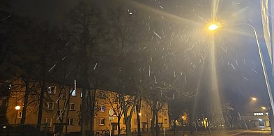 Trochę prószy, ale to dopiero początek. Wydano ostrzeżenie-23772