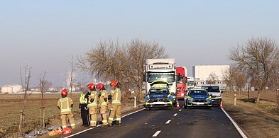 Potrącenie rowerzystki na drodze wojewódzkiej. Lądował śmigłowiec LPR