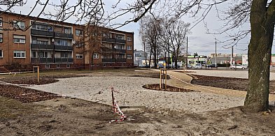Nowy plac zabaw dla najmłodszych przy ul. Wawrzyniaka