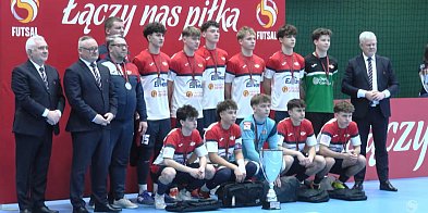 Historyczny sukces młodych Polonistów