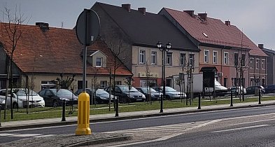 Płatne miejsca parkingowe i nowy parking bezpłatny-23162
