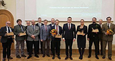 Otrzymał wyróżnienie za sukces naukowy-24157