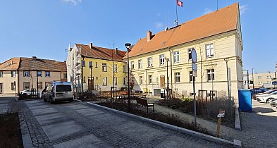 Brak pieniędzy na remont ratusza