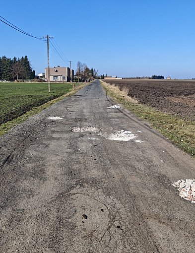 Nowe nakładki asfaltowe i projekty przebudowy