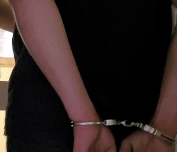 Unikał odbycia kary za pobicie i jazdę bez uprawnień-22980