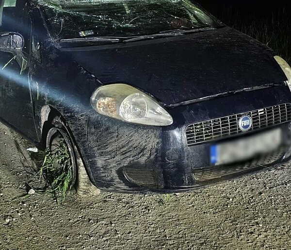 Nietrzeźwa 18-latka doprowadziła do dachowania samochodu