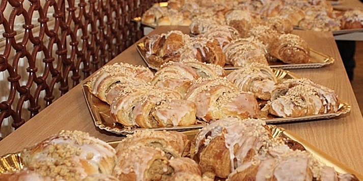 Cztery średzkie cukiernie z certyfikatem wypieku Rogali Świętomarcińskich