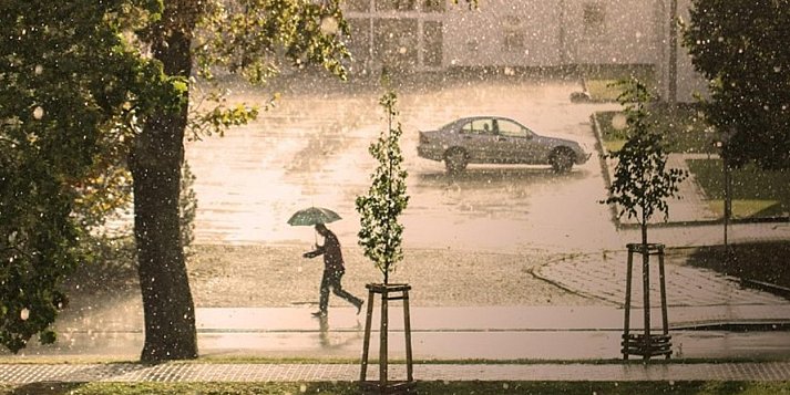 Nadciąga niż, który przyniesie zmianę w pogodzie. Wydano ostrzeżenie!