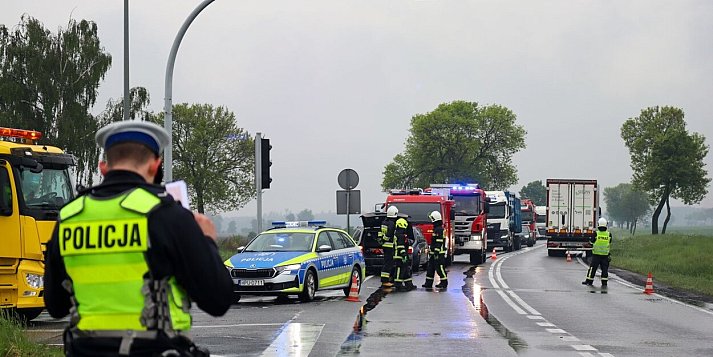 Troje dzieci przewieziono do poznańskiego szpitala