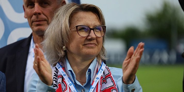 Siódmy puchar Polonii i wielka nieobecność władz miasta