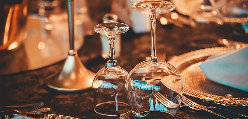 Restauracja w pałacu – luksus czy przyjemność na wyciągnięcie ręki?