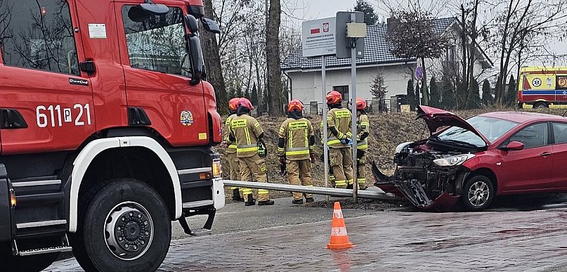 Po kolizji nadal niesprawne oświetlenie uliczne