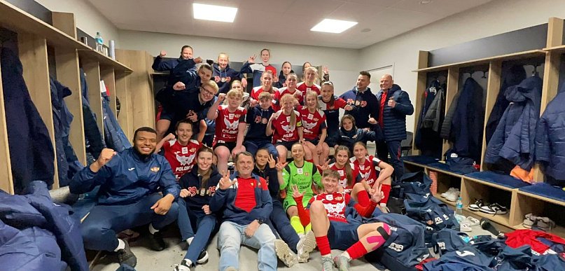 Polonistki dopisują trzy punkty. Skromne, ale zasłużone zwycięstwo