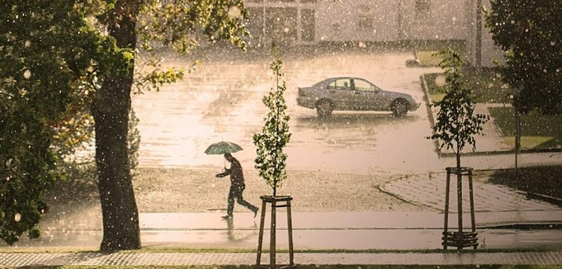 Nadciąga niż, który przyniesie zmianę w pogodzie. Wydano ostrzeżenie!