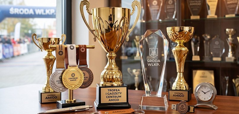 Wyjątkowe gadżety: puchary, medale i trofea sportowe w Amigo