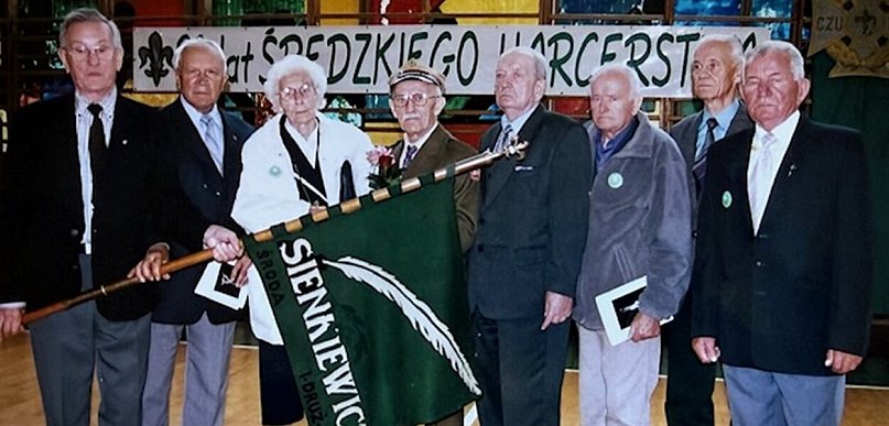 3 maja został poświęcony przez ks. Mieczysława Meissnera