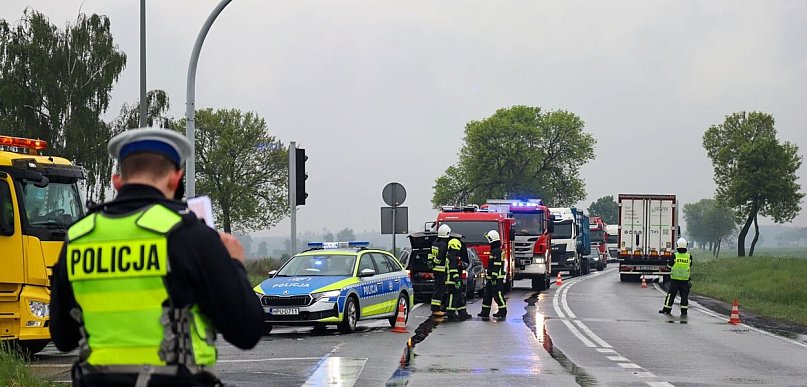 Troje dzieci przewieziono do poznańskiego szpitala
