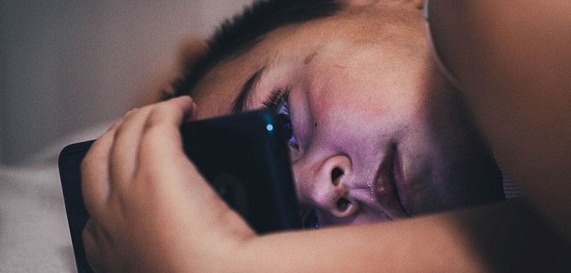 Uzależnienie od internetu u dzieci i młodzieży - jak działa terapia w ośrodku Reve
