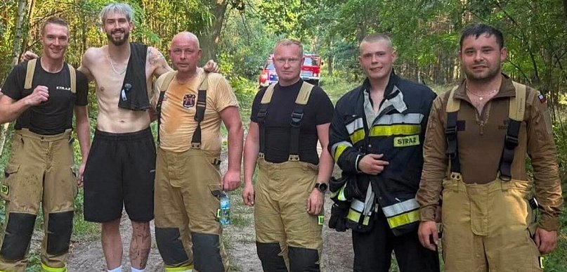 Mistrz Świata powiadamia o pożarze w lesie