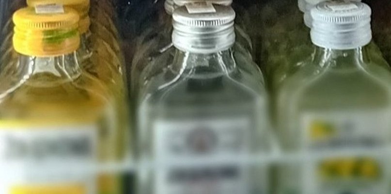 Codziennie sprzedaje się 2 850 „małpek” - 24024