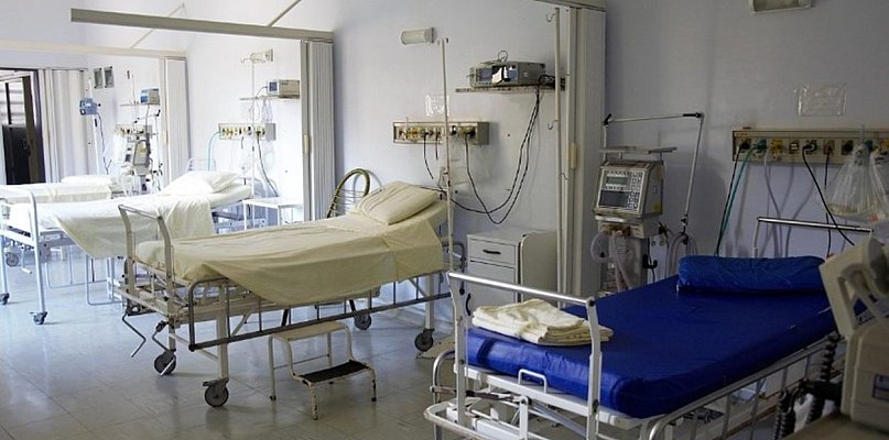 "Czarny tydzień" i minuta ciszy dla szpitali powiatowych