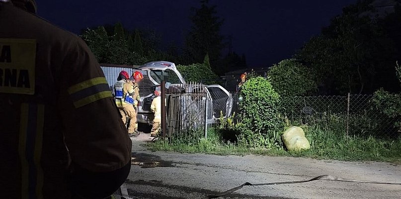 Ulatniał się gaz. Strażacy ewakuowali mieszkańców