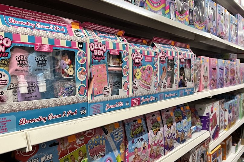 Środa Wlkp: Prezenty i zabawki w Hurtownii AWZ