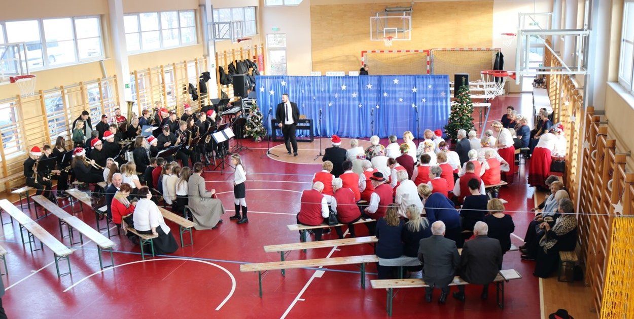 W Chrzanie Fot. Koło Śpiewu "Głos z nad Warty"