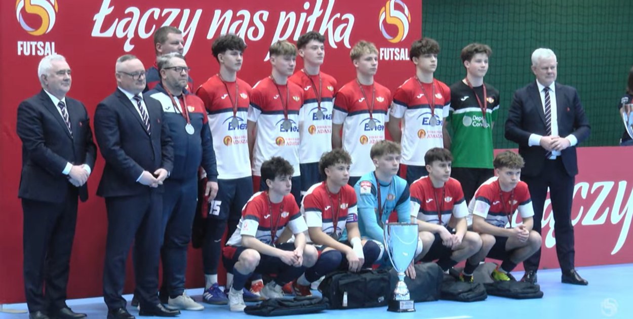 Historyczny sukces młodych Polonistów