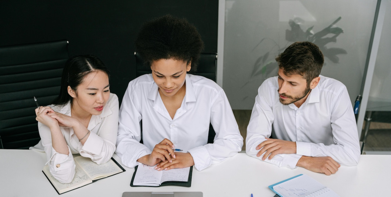 Obsługa prawna projektów IT – jakie ryzyka powinny uwzględniać firmy