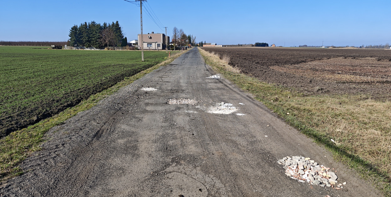 Nowe nakładki asfaltowe i projekty przebudowy