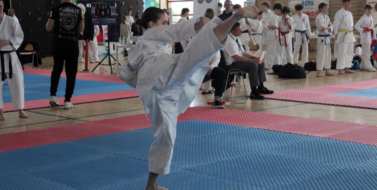 Średzki Klub Karate Shotokan MIKASA z medalami na Raion Cup w Pobiedziskach